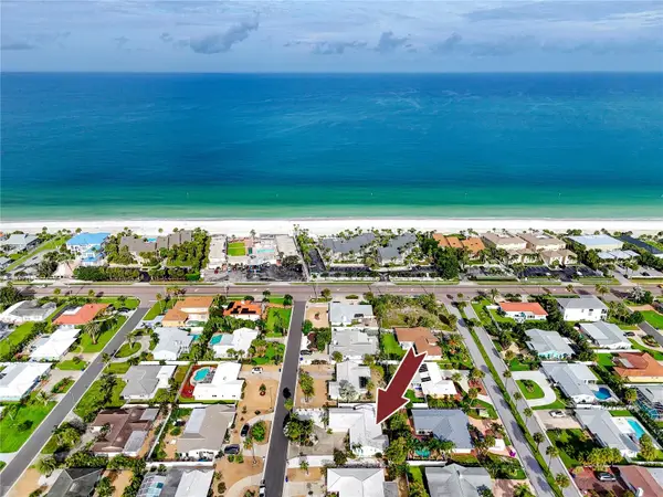 107 21st Street, BELLEAIR BEACH, FL 33786