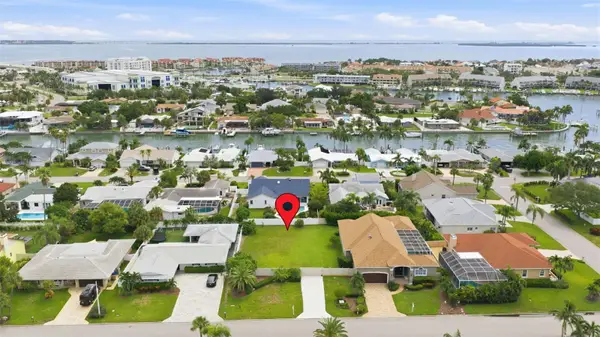 343 7th Avenue N, TIERRA VERDE, FL 33715