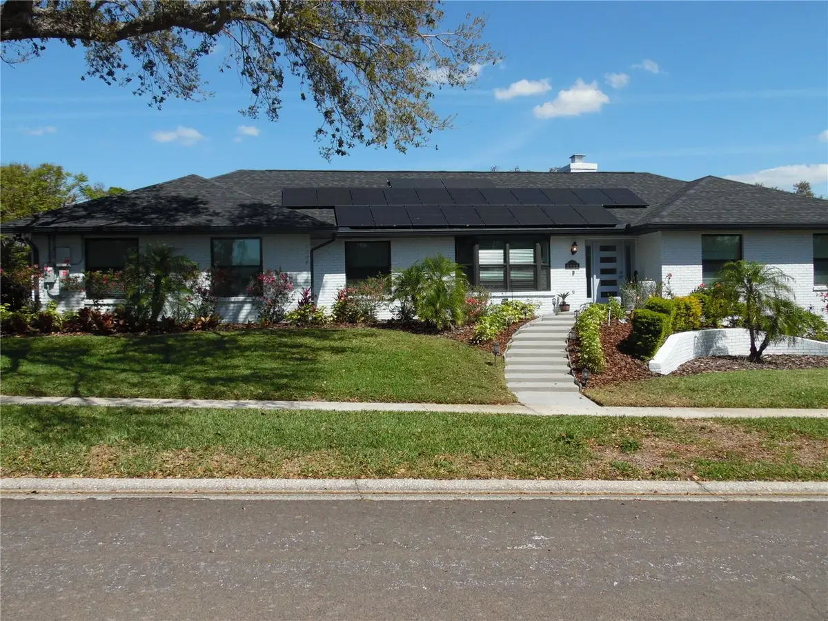 2709 Fairway View Drive, Valrico, FL 33596 - #1