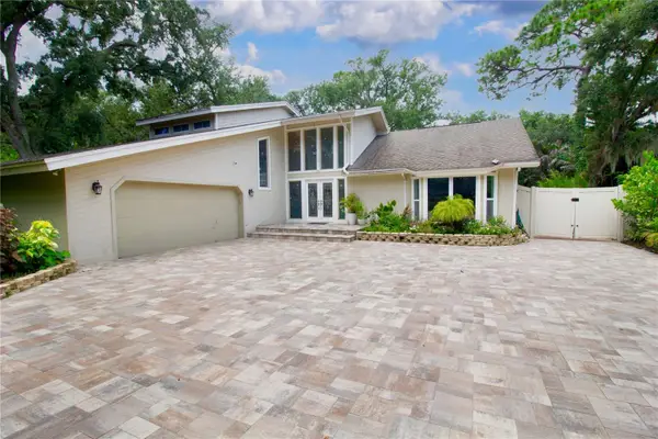 70 Bay Woods Drive, SAFETY HARBOR, FL 34695