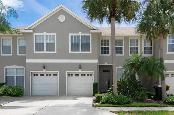 570 Vallance Way Ne, ST PETERSBURG, FL 33716