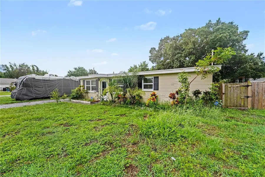 8490 92nd Ter, Seminole, FL 33777 - #3