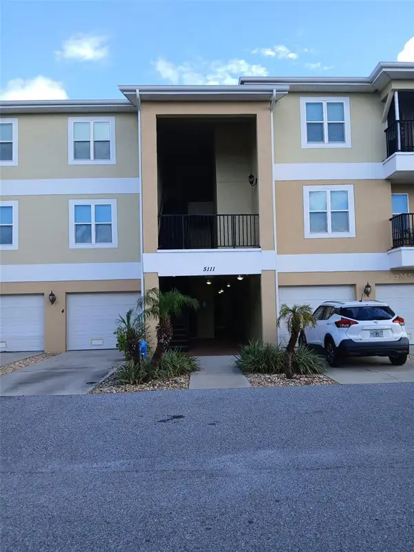 5111 Royal Palms Way #202, NEW PORT RICHEY, FL 34652