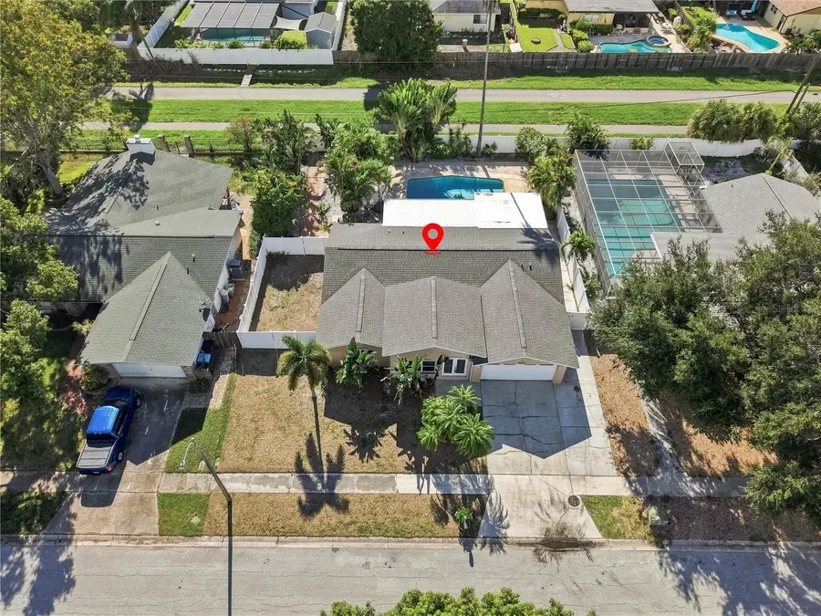 9500 118th Lane, Seminole, FL 33772 - #3