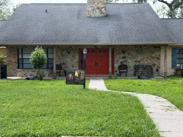 113 Locust Drive, BRANDON, FL 33511