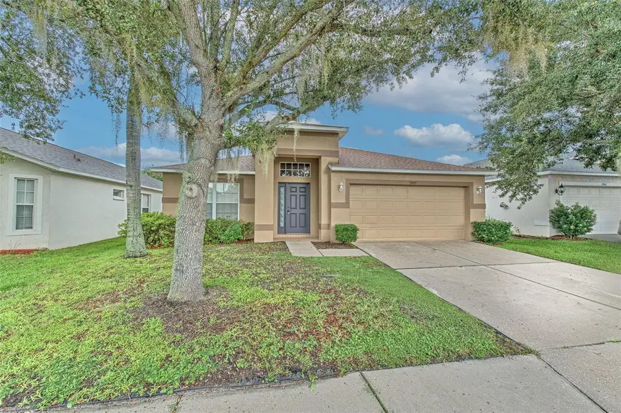 3945 Hampton Hills Drive, Lakeland, FL 33810 - #2