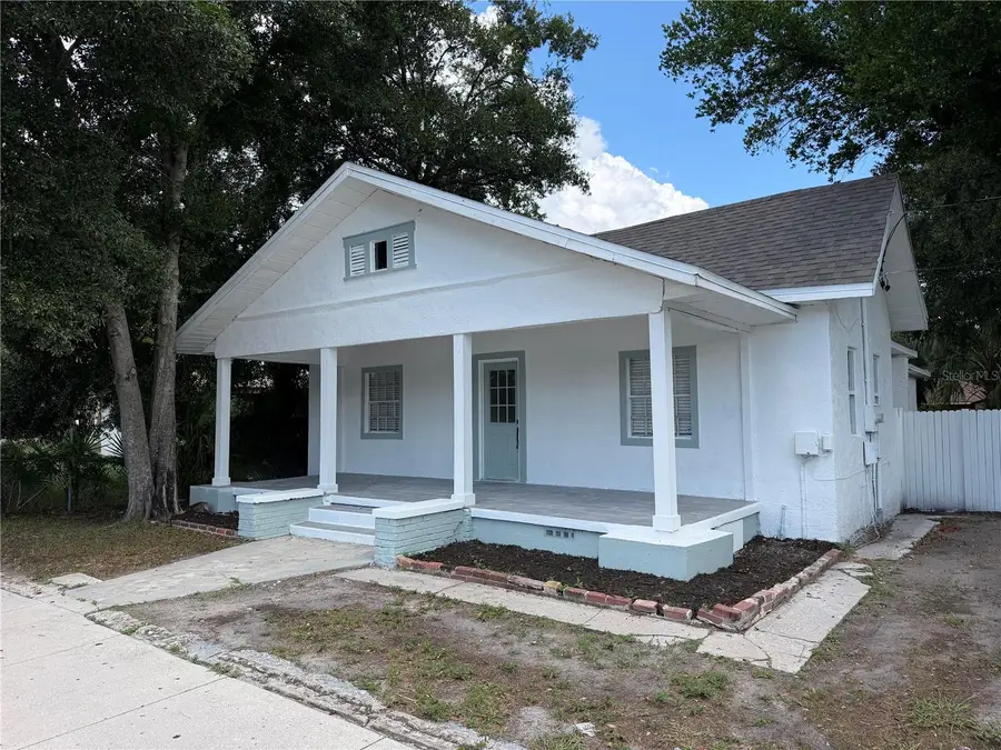 2604 E Lake Avenue, Tampa, FL 33610 - #2