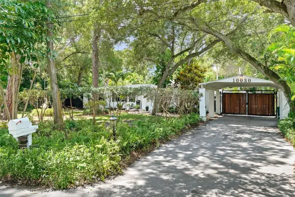 10030 59th Avenue N, ST PETERSBURG, FL 33708