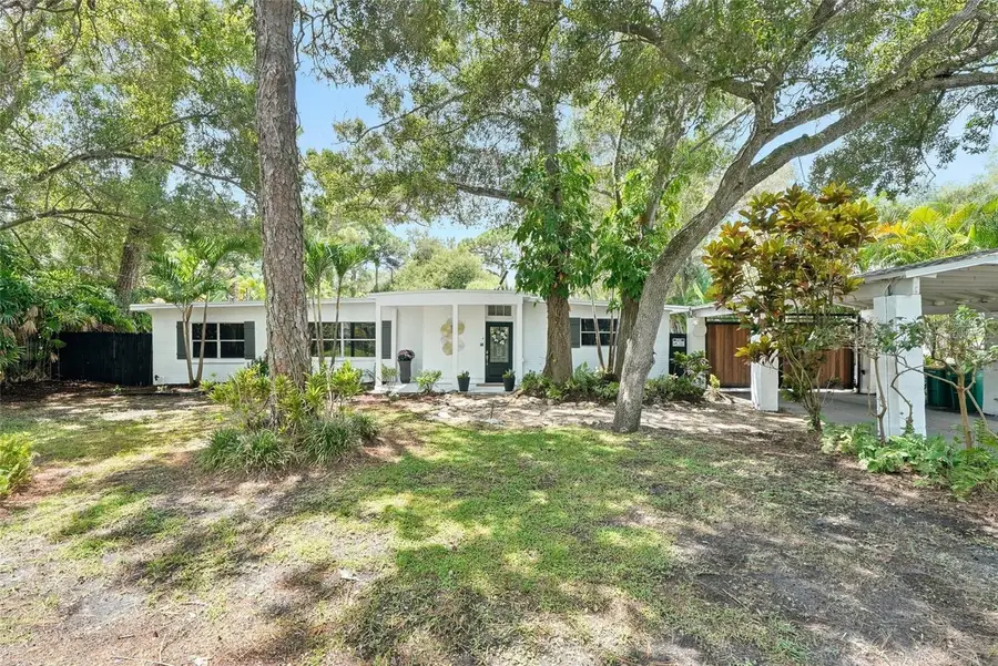 10030 59th Avenue N, Saint Petersburg, FL 33708 - #3