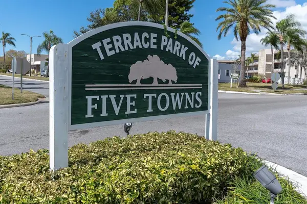 8198 Terrace Garden Drive #511, ST PETERSBURG, FL 33709