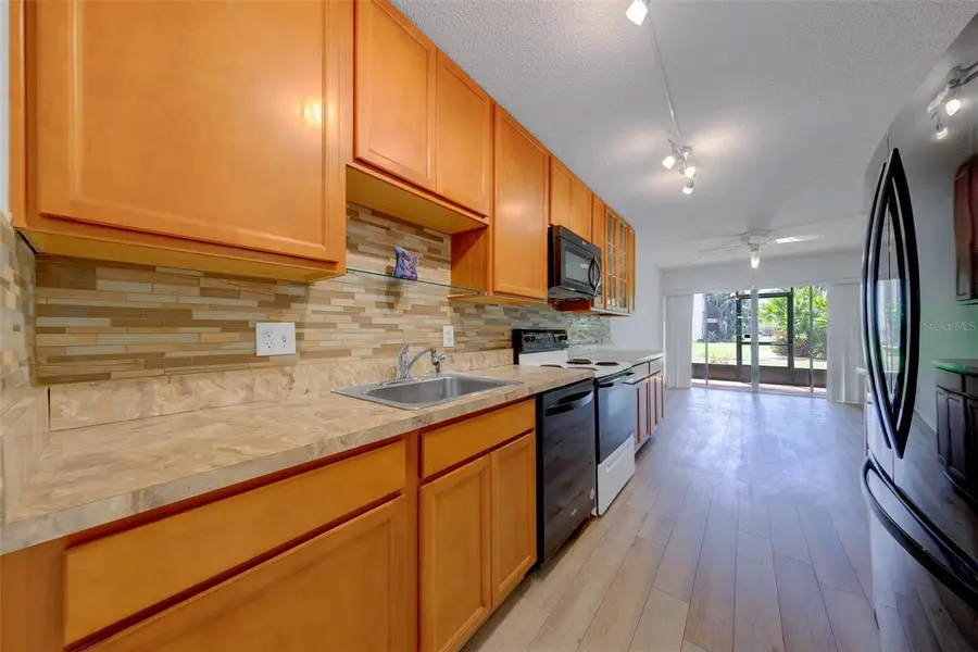 5090 Bay Street Ne #124, Saint Petersburg, FL 33703 - #3