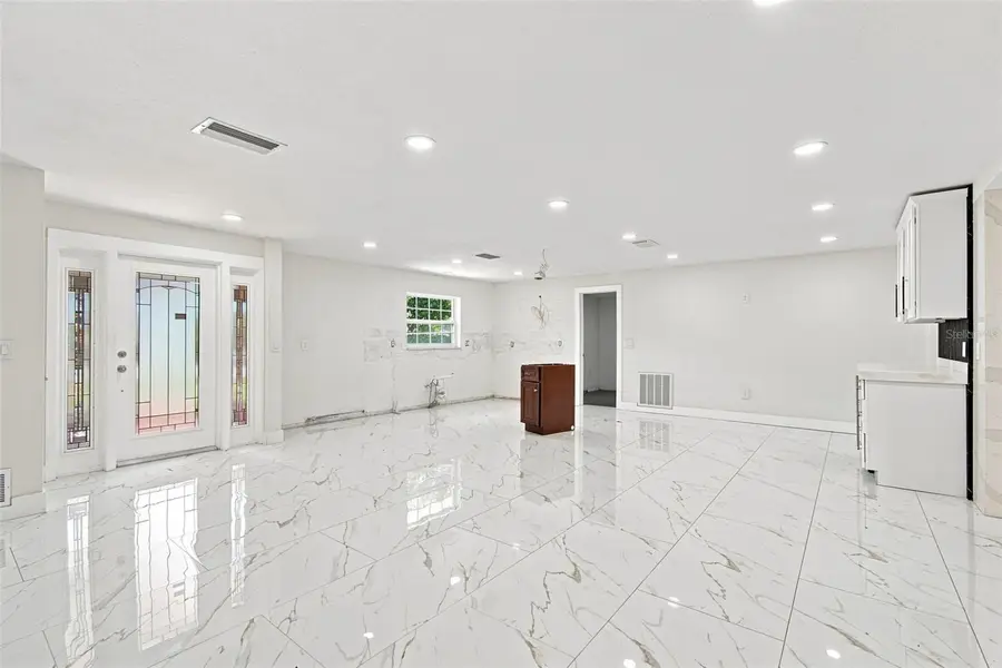 6463 1st Avenue N, Saint Petersburg, FL 33710 - #3