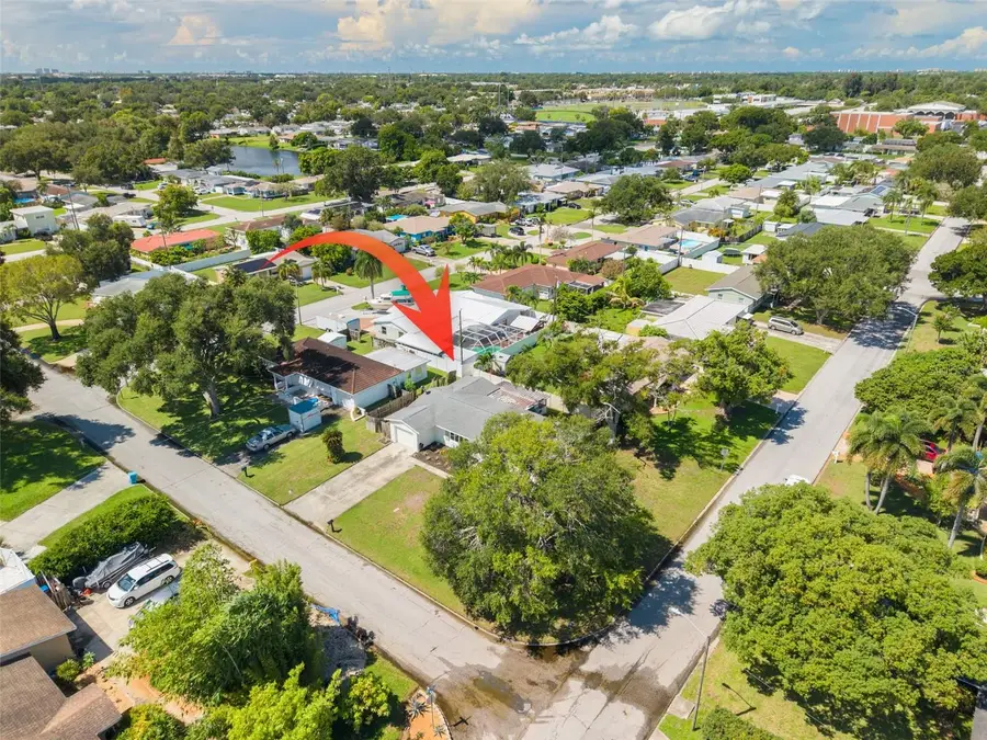 5054 60th Street N, Kenneth City, FL 33709 - #2