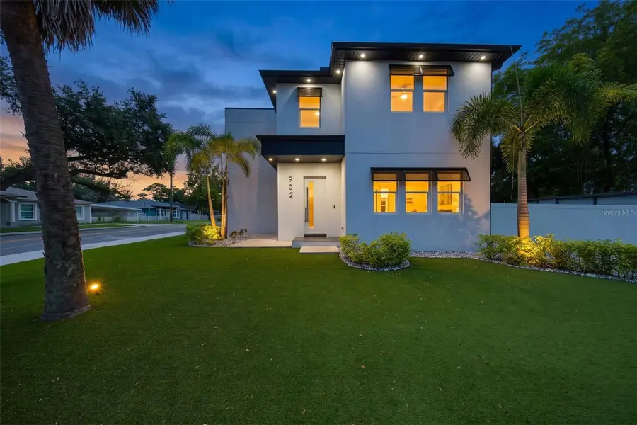 902 W Sligh Avenue, Tampa, FL 33604 - #2