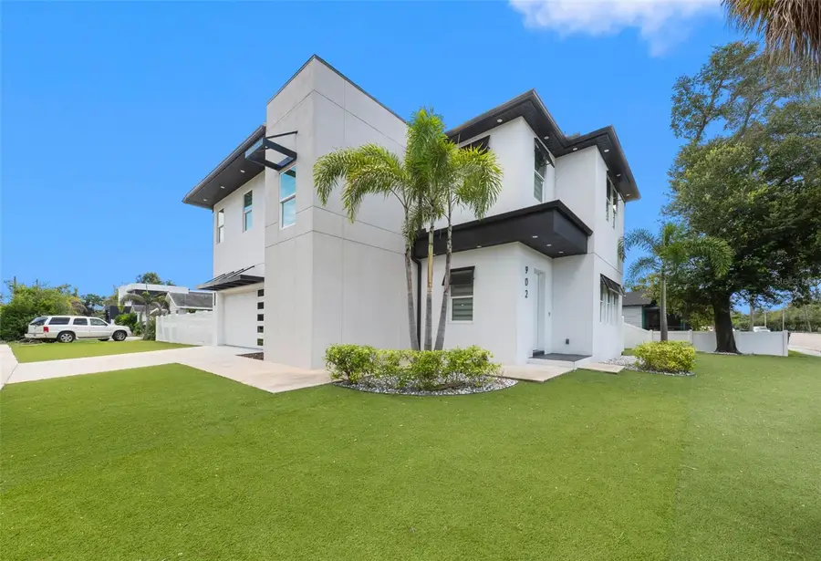902 W Sligh Avenue, Tampa, FL 33604 - #3