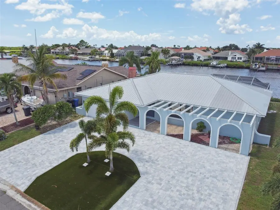 919 Chipaway Drive, Apollo Beach, FL 33572 - #2