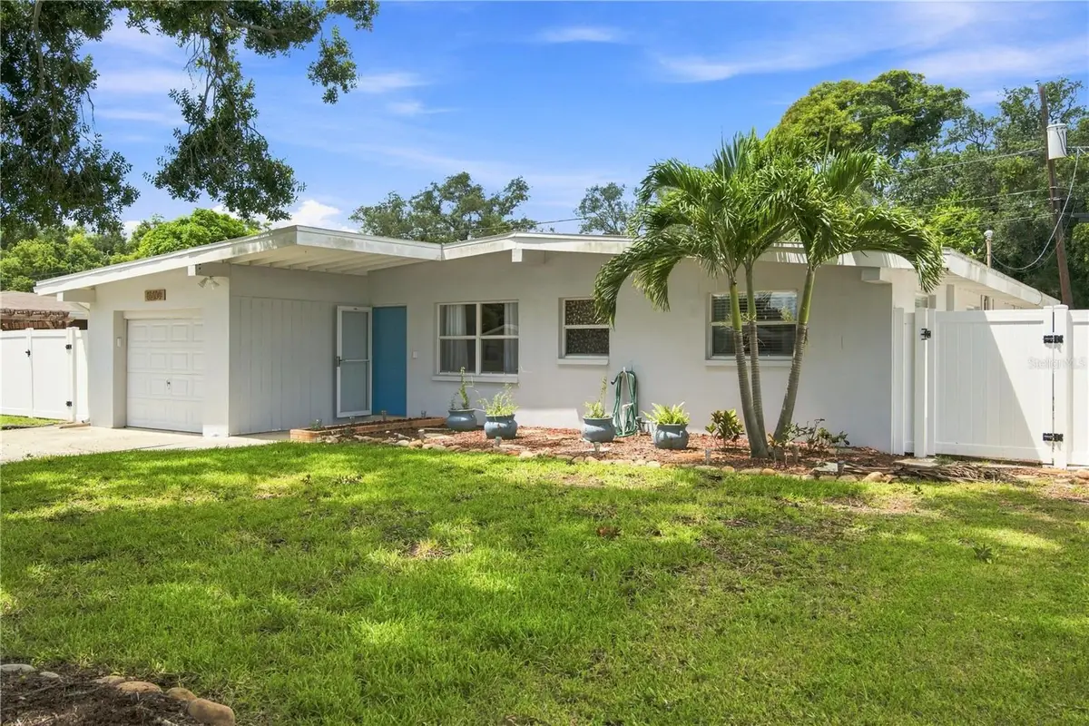 11610 116th Street, Seminole, FL 33778 - #1