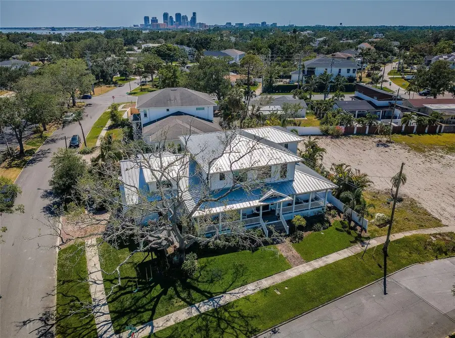 600 Alda Way Ne, Saint Petersburg, FL 33704 - #3