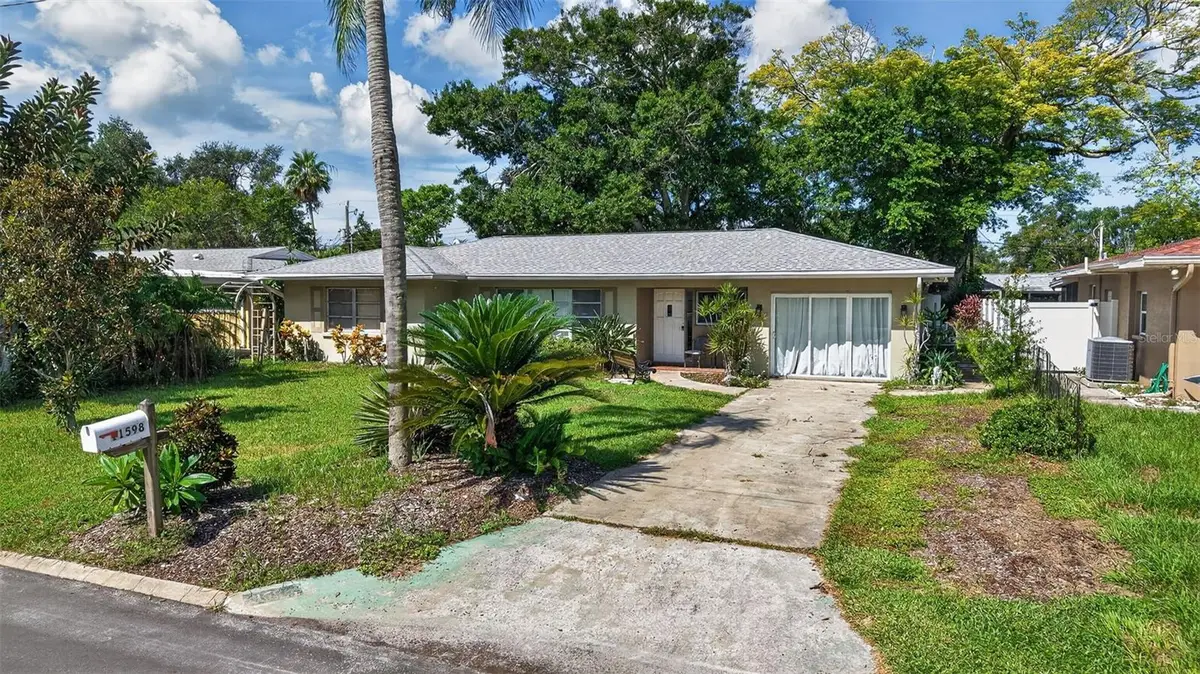 11598 Oval Drive W, Largo, FL 33774 - #1