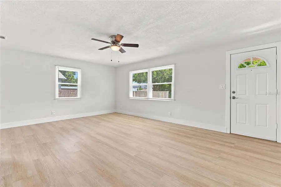 4115 Fairfield Avenue S, Saint Petersburg, FL 33711 - #2