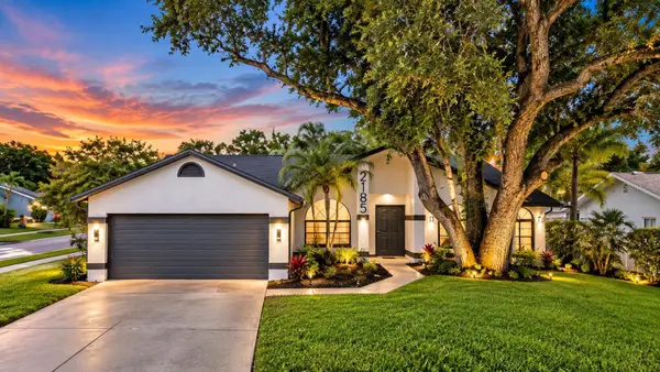 2185 Little Brook Lane, CLEARWATER, FL 33763