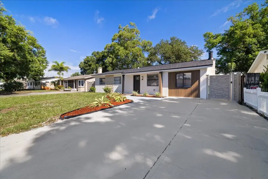 8231 82nd Avenue, Seminole, FL 33777 - #3