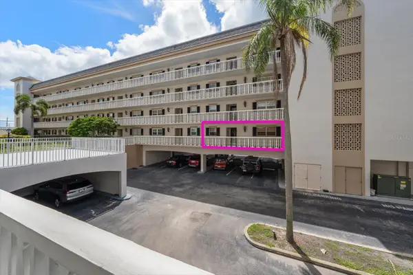 131 Bluff View Drive #106, BELLEAIR BLUFFS, FL 33770