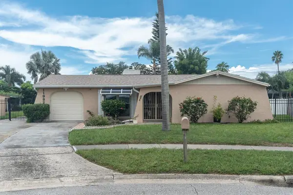 11982 Tangelo Court, SEMINOLE, FL 33772