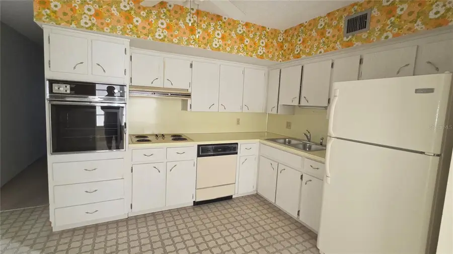 2402 Ecuadorian Way #48, Clearwater, FL 33763 - #2