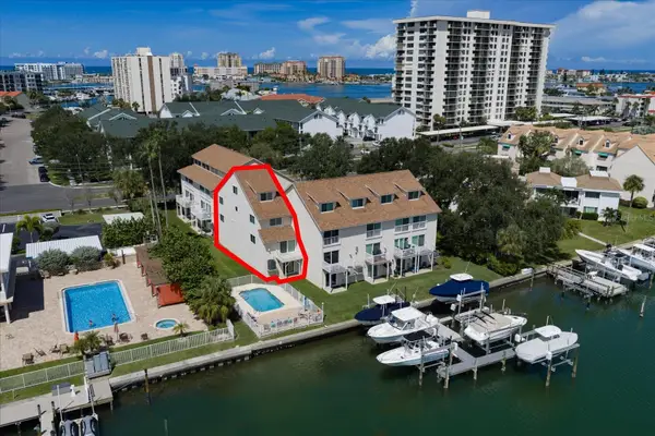 301 Island Way #E, CLEARWATER, FL 33767