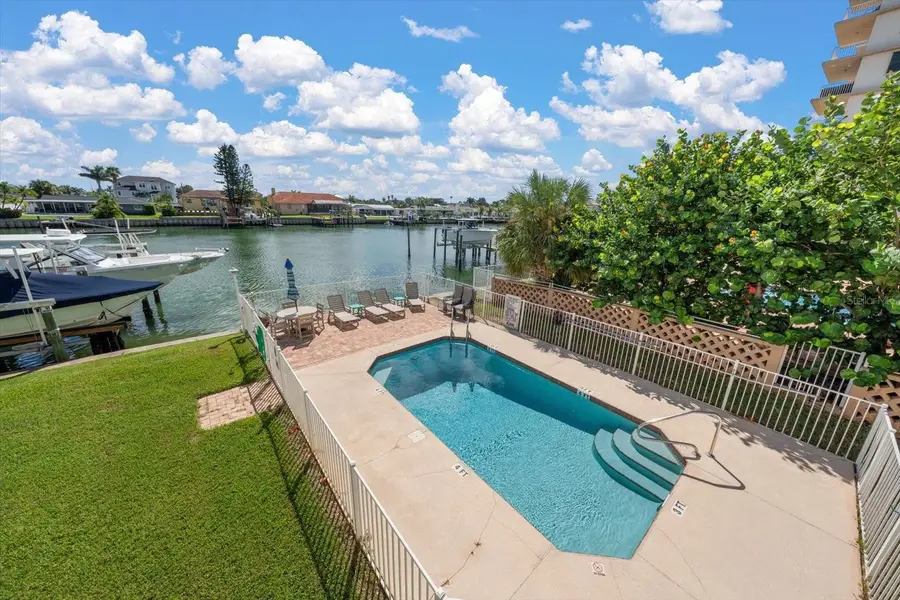 301 Island Way #E, Clearwater, FL 33767 - #3