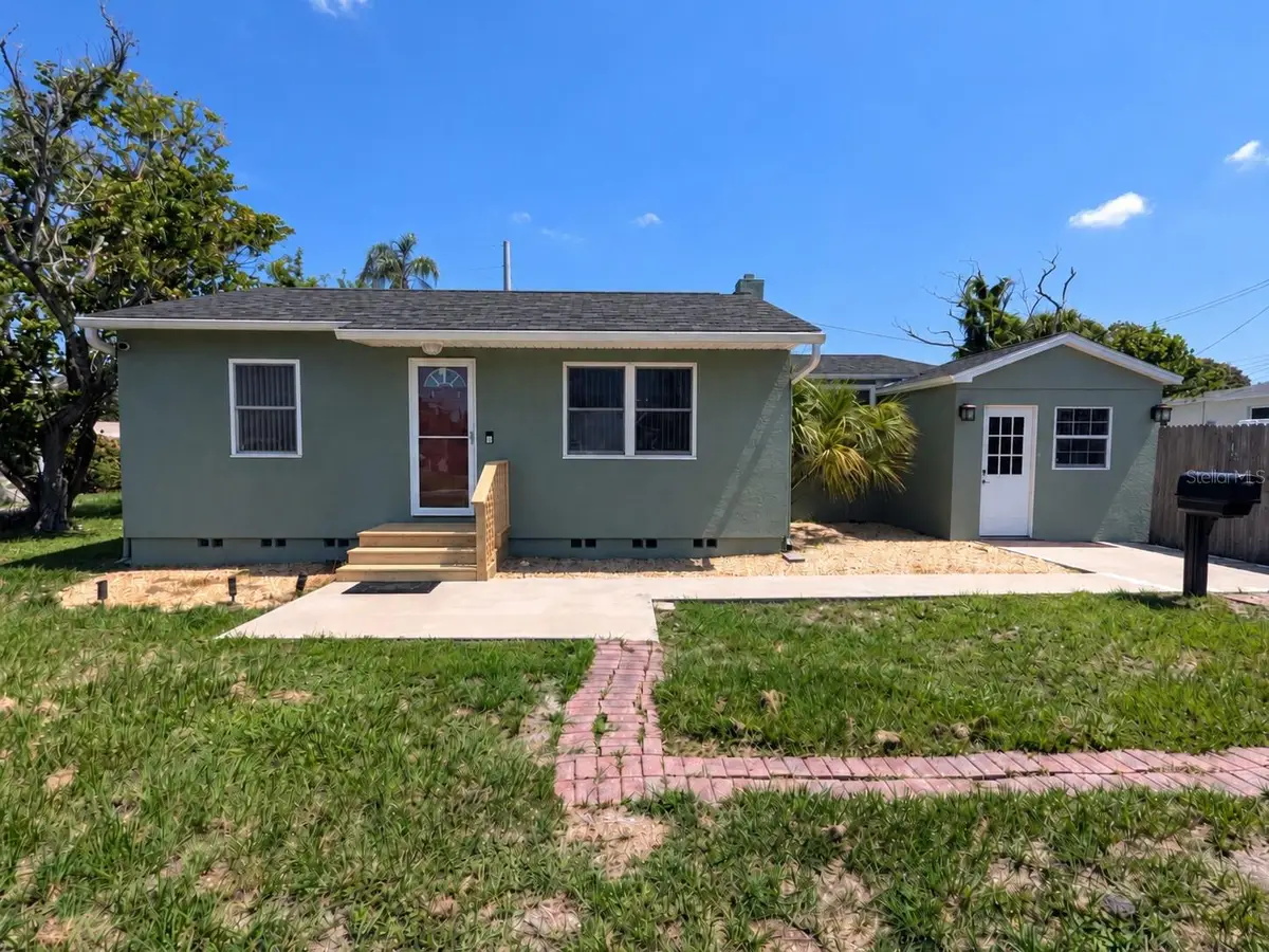 2749 16th Avenue N, Saint Petersburg, FL 33713 - #1