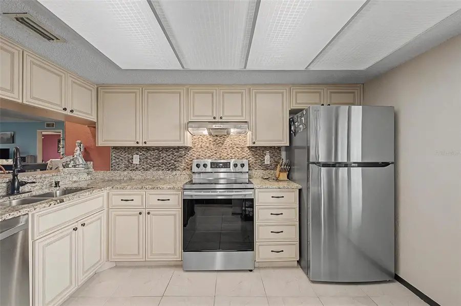 221 Caryl Way #221, Oldsmar, FL 34677 - #3