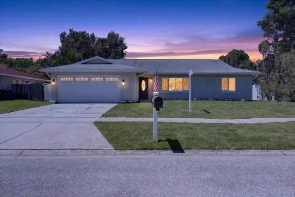 3350 Hunt Club Drive, CLEARWATER, FL 33761