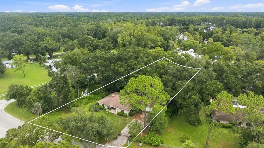 5903 Lakeside Drive, Lutz, FL 33558 - #2