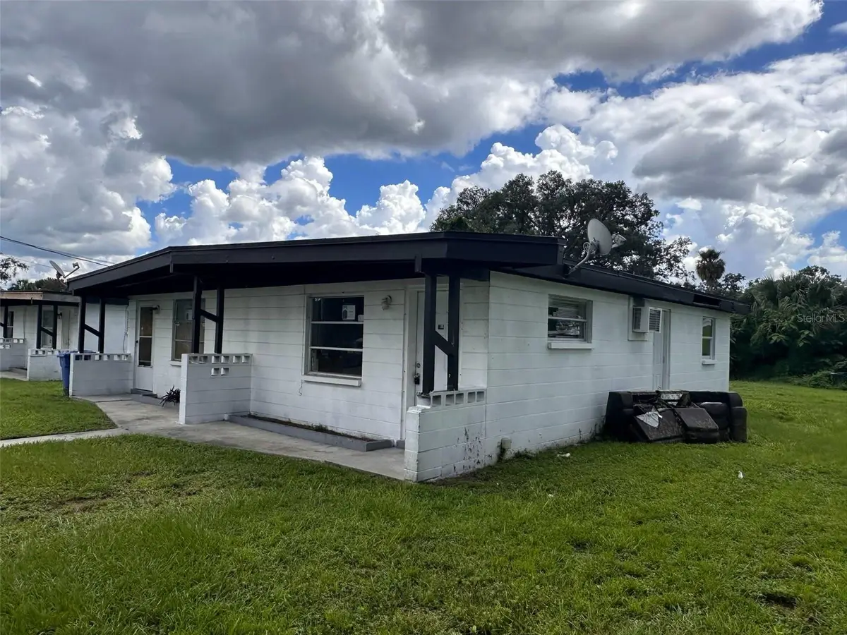 921 E 122nd Avenue, Tampa, FL 33612 - #1