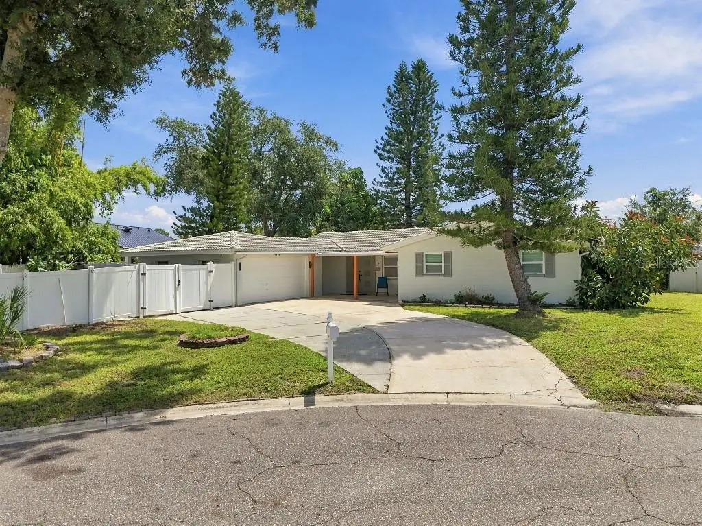 10744 Drummond Road, Tampa, FL 33615 - #1