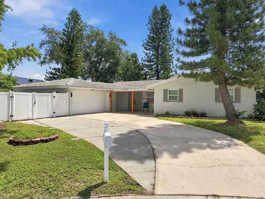 10744 Drummond Road, Tampa, FL 33615 - #2