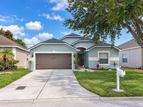 9640 Cypress Harbor Drive, GIBSONTON, FL 33534