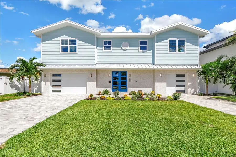 7957 2nd Avenue S, Saint Petersburg, FL 33707 - #2
