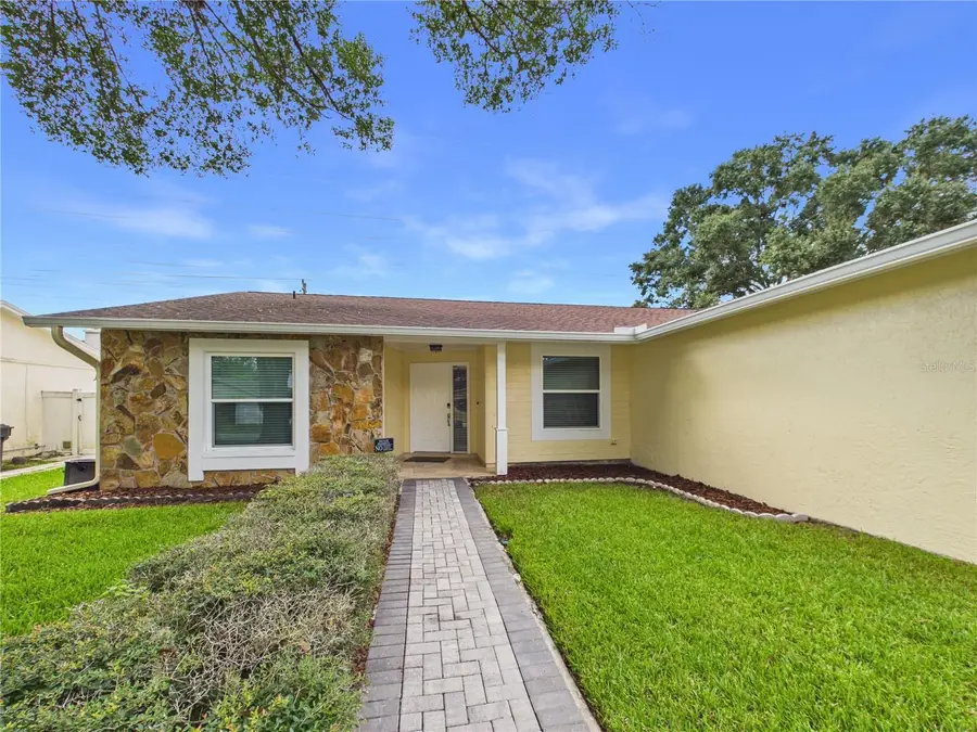 16004 Eagle River Way, Tampa, FL 33624 - #2