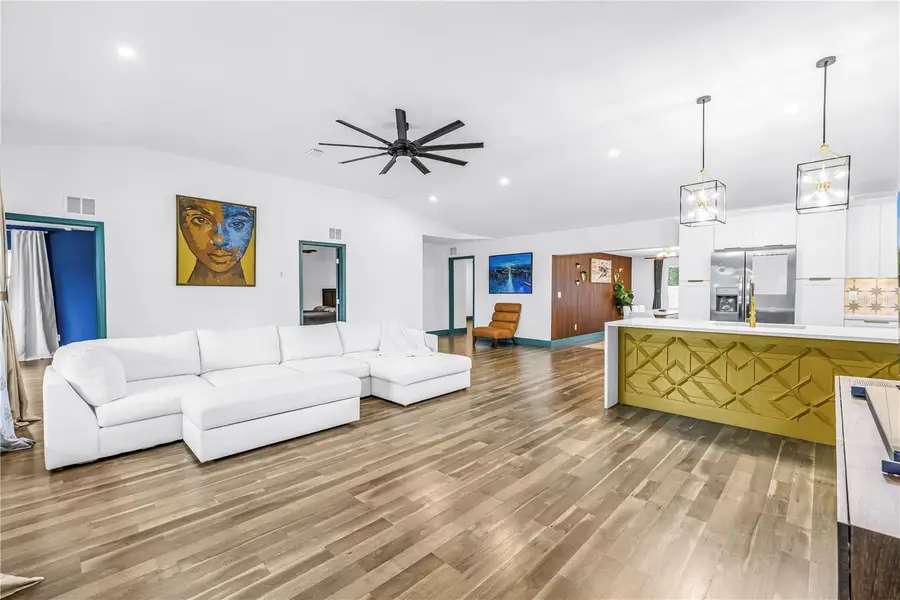 2690 65th Avenue S, Saint Petersburg, FL 33712 - #3