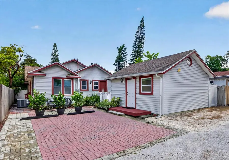 1136 22nd Avenue N, Saint Petersburg, FL 33704 - #2