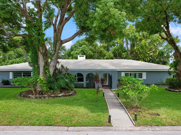 2100 Mckinley Street, CLEARWATER, FL 33765