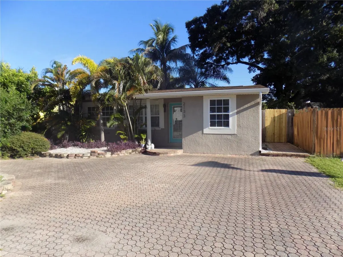 2133 43rd Avenue N, Saint Petersburg, FL 33714 - #1
