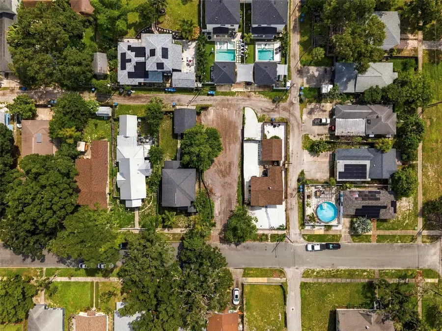 927 Yale Street N, Saint Petersburg, FL 33713 - #2