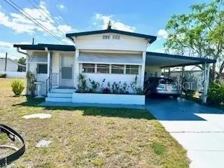 1611 Blue Lake Drive, LAKELAND, FL 33801