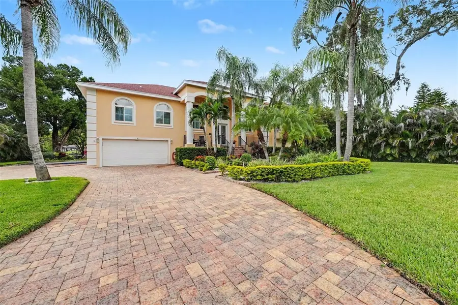 1021 W Henry Avenue, Tampa, FL 33604 - #2