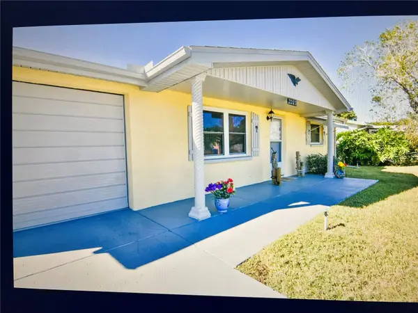 2203 Riomar Drive, HOLIDAY, FL 34691