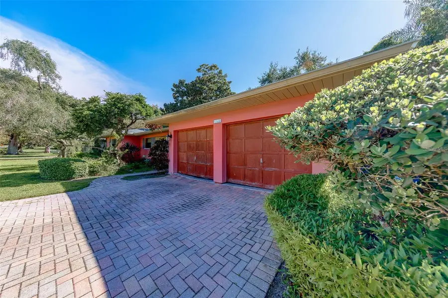 1105 Woodcrest Avenue, Clearwater, FL 33756 - #2